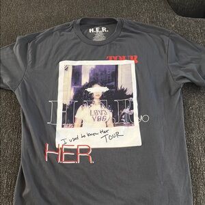 H.E.R. Tour Graphic T-Shirt in Gray